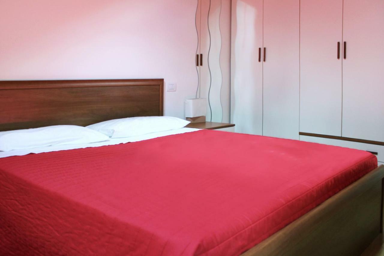 "Il Cortile" Apartment Colico Buitenkant foto